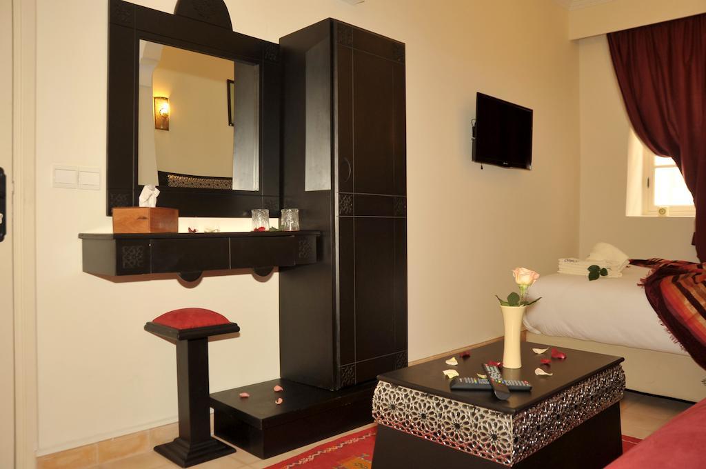 Hotel Riad Ben Atar Essaouira Buitenkant foto
