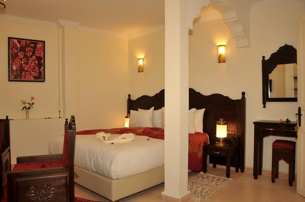Hotel Riad Ben Atar Essaouira Kamer foto