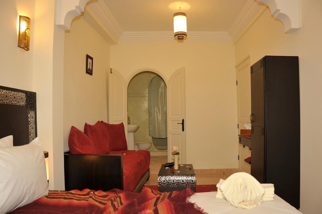 Hotel Riad Ben Atar Essaouira Kamer foto