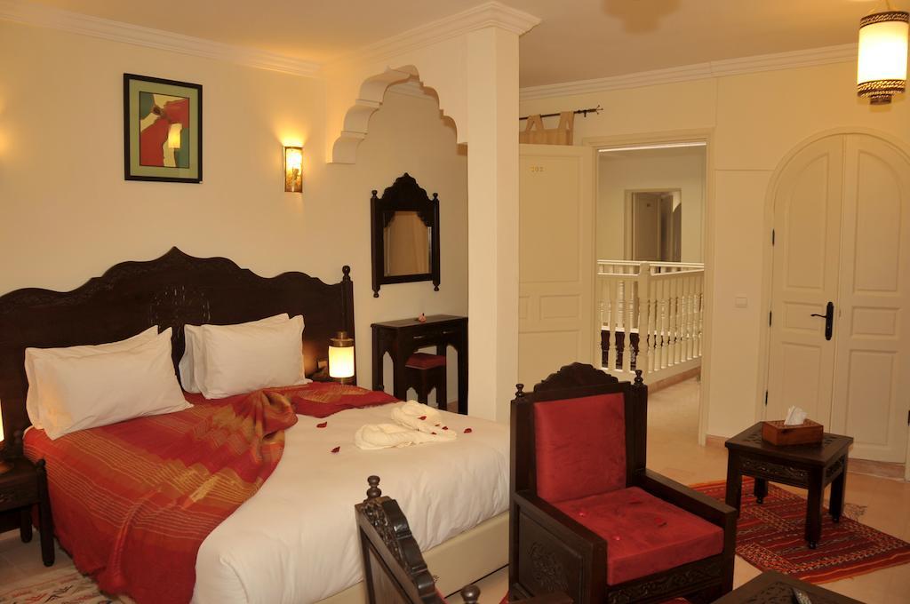 Hotel Riad Ben Atar Essaouira Kamer foto