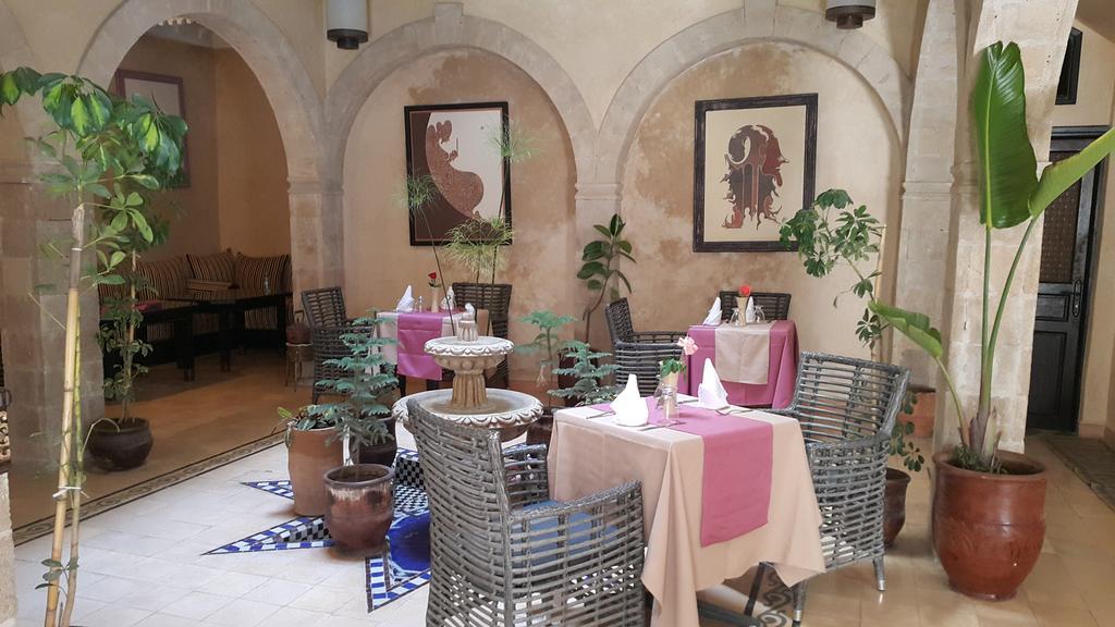 Hotel Riad Ben Atar Essaouira Buitenkant foto
